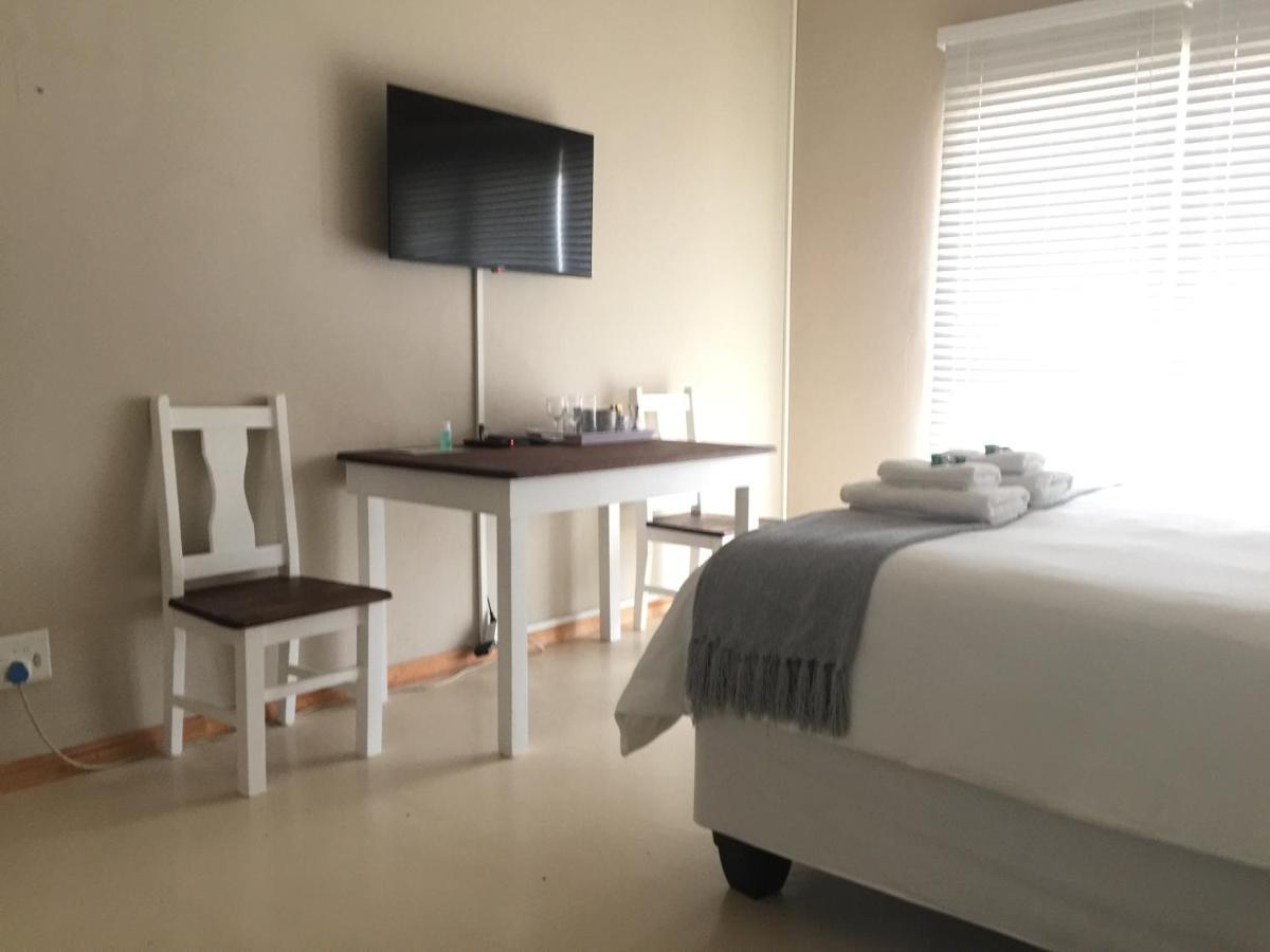 Hotel The Vine Klawer Esterno foto