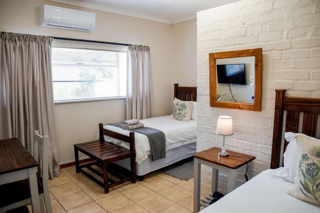 Hotel The Vine Klawer Esterno foto