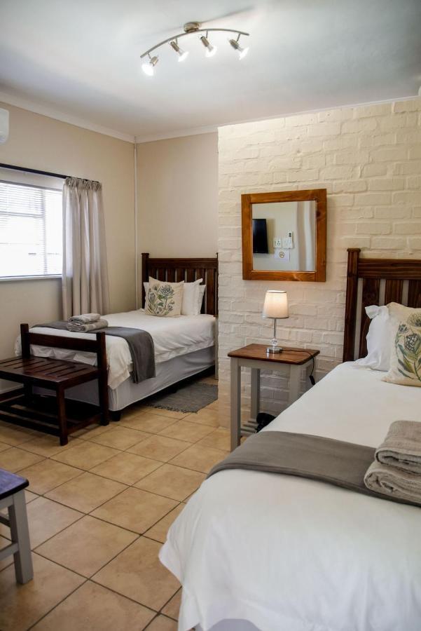 Hotel The Vine Klawer Esterno foto