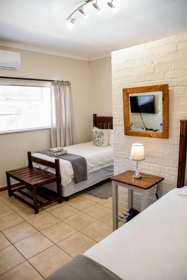 Hotel The Vine Klawer Esterno foto